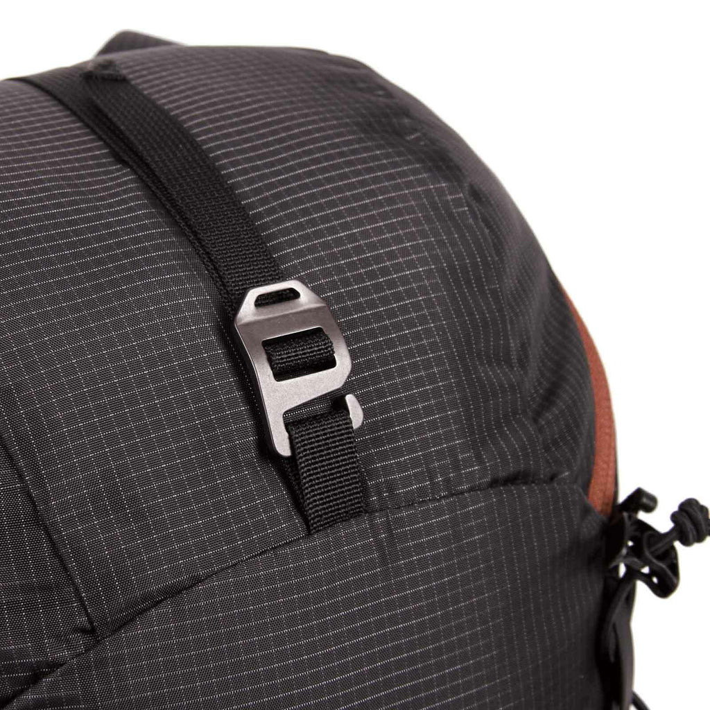 Blue Ice Squirrel 22L Pack